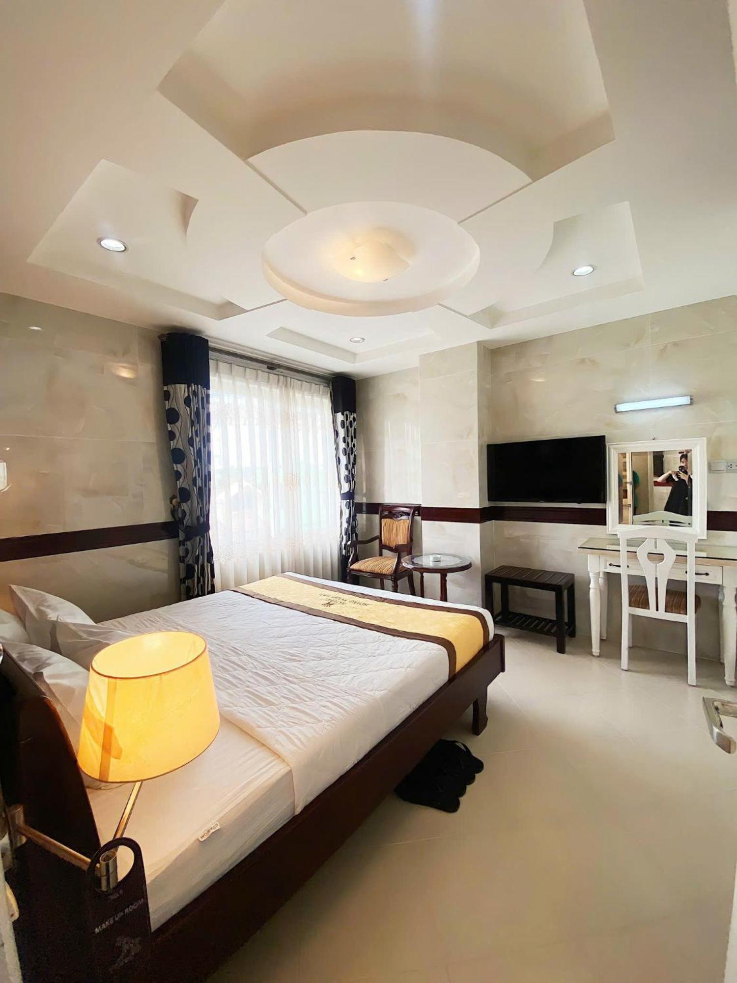 Hoang Thanh Thuy Airport Hotel 2 - Gan Am Thuc Dem Cho Hoang Hoa Tham Ciudad Ho Chi Minh  Exterior foto